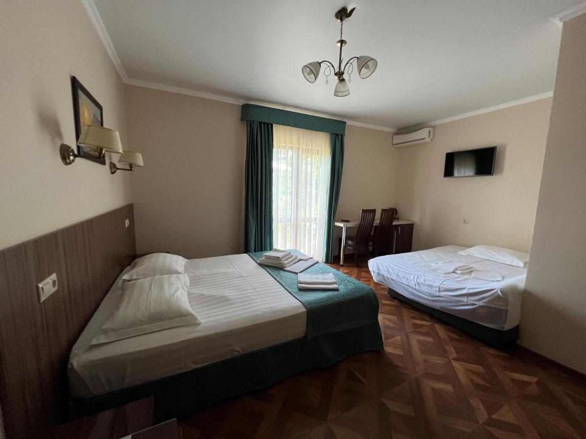 Guest House Ritsa 加格拉 外观 照片